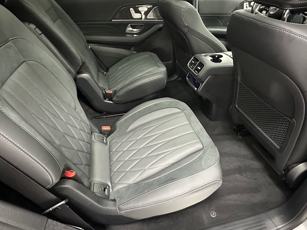 2026 Mercedes Benz GLS AMG 63 4MATIC photo 17