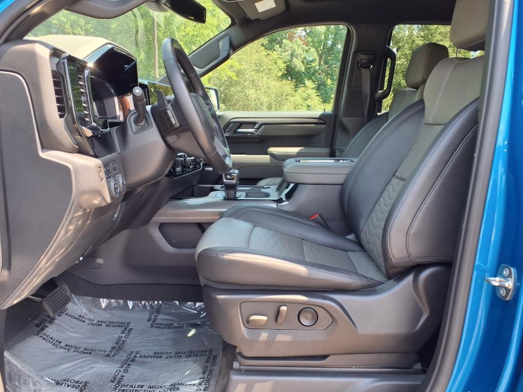 2022 Chevrolet Silverado 1500 ZR2 photo 2