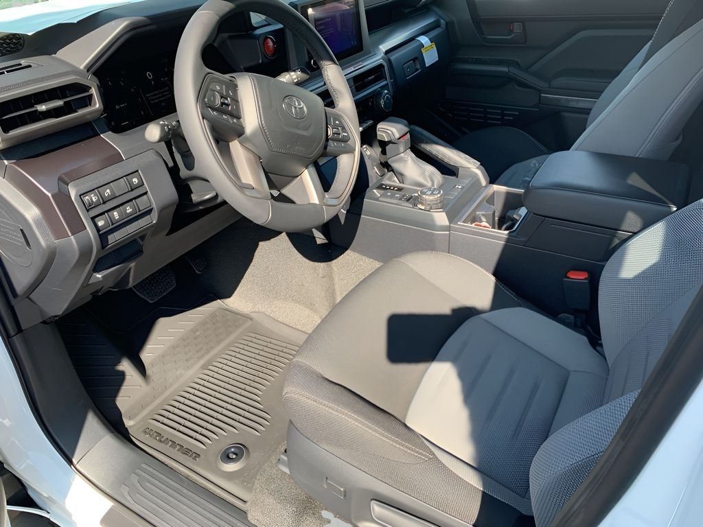 2025 Toyota 4Runner TRD Off-Road photo 4