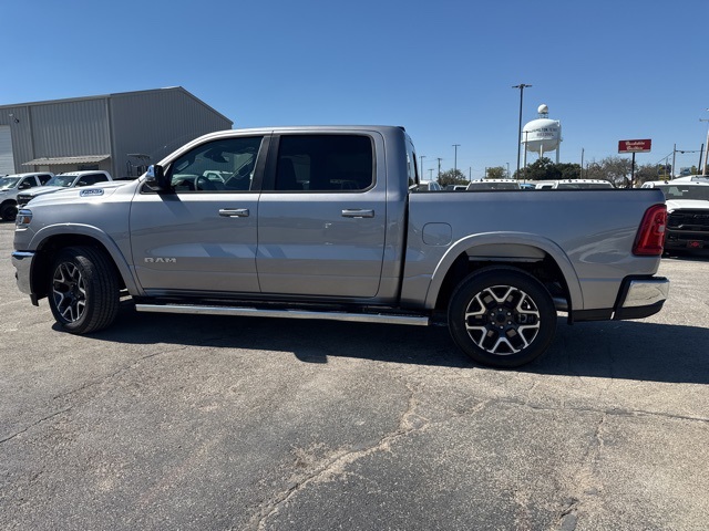 2026 Ram 1500 Laramie photo 4