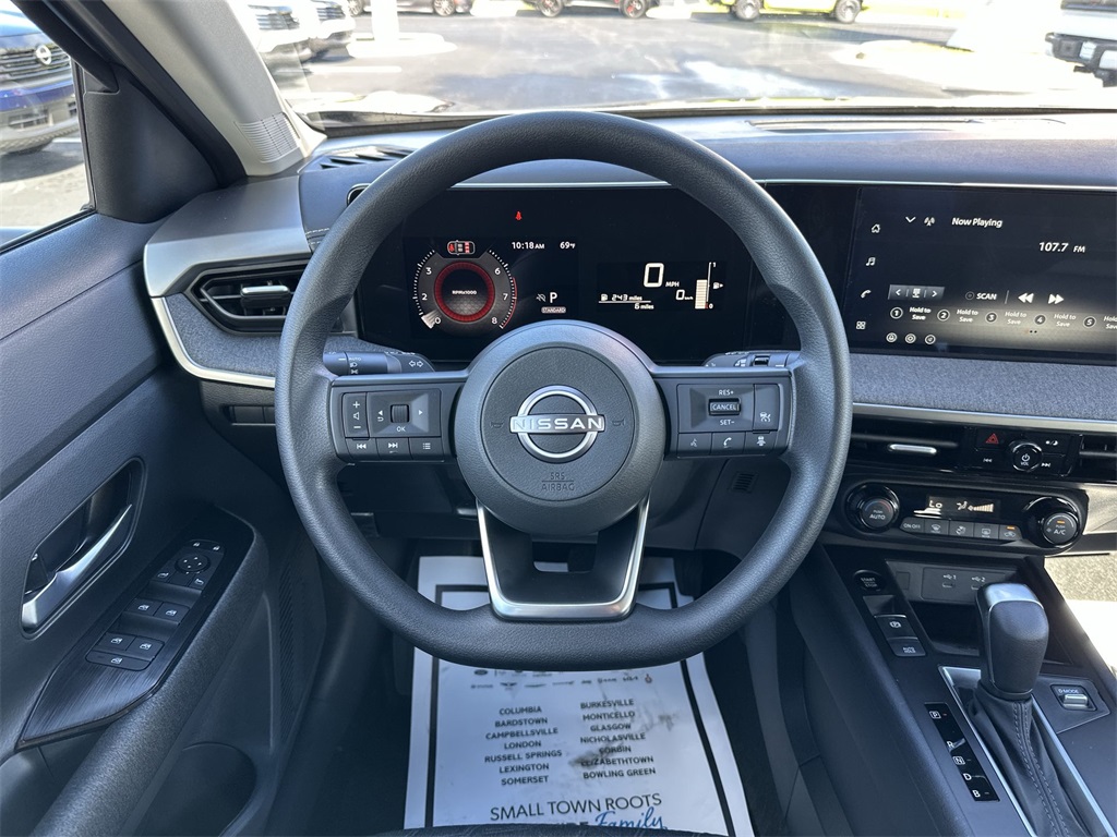 2026 Nissan Kicks SV photo 14