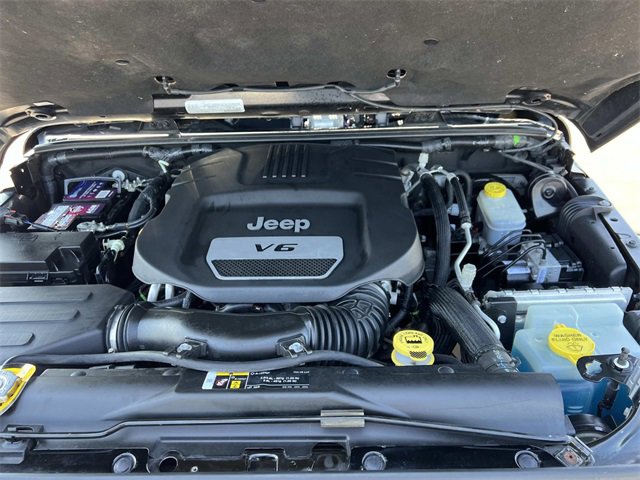 2018 Jeep Wrangler Unlimited Sahara photo 4
