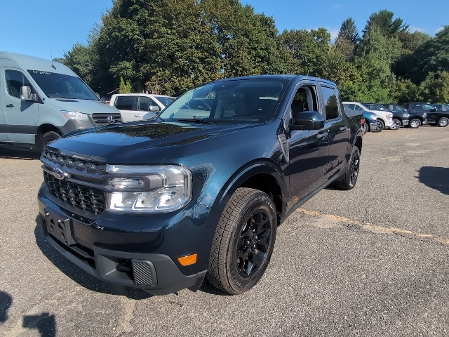 2022 Ford Maverick XLT photo 3