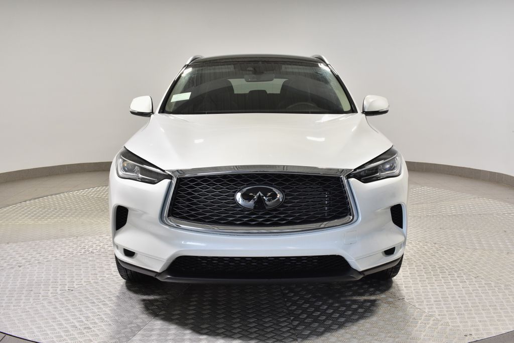 2025 Infiniti QX50 Luxe AWD photo 9