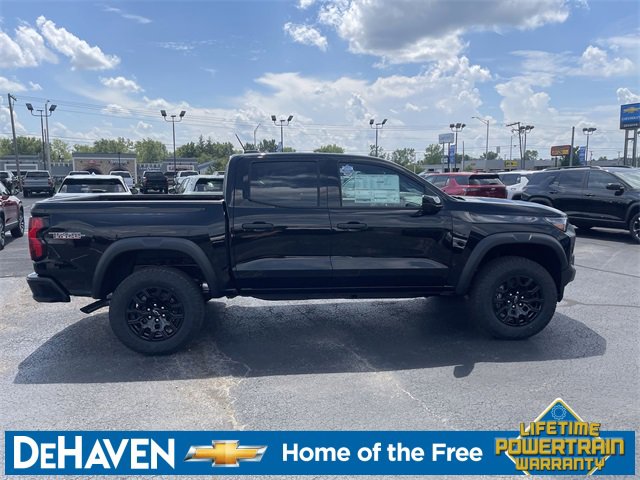 2026 Chevrolet Colorado Trail Boss photo 9