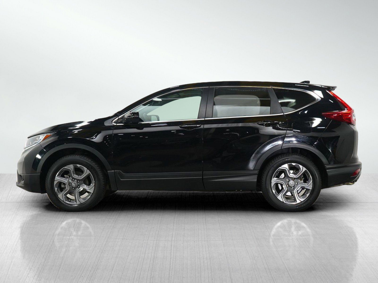 Used 2019 Honda CR-V EX with VIN 7FARW2H58KE021902 for sale in Burnsville, Minnesota
