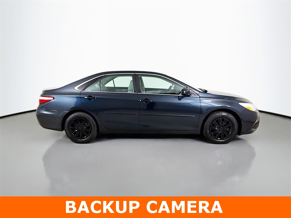 2015 Toyota Camry Hybrid LE photo 3
