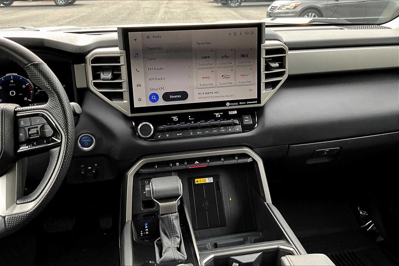2024 Toyota Tundra Limited photo 6