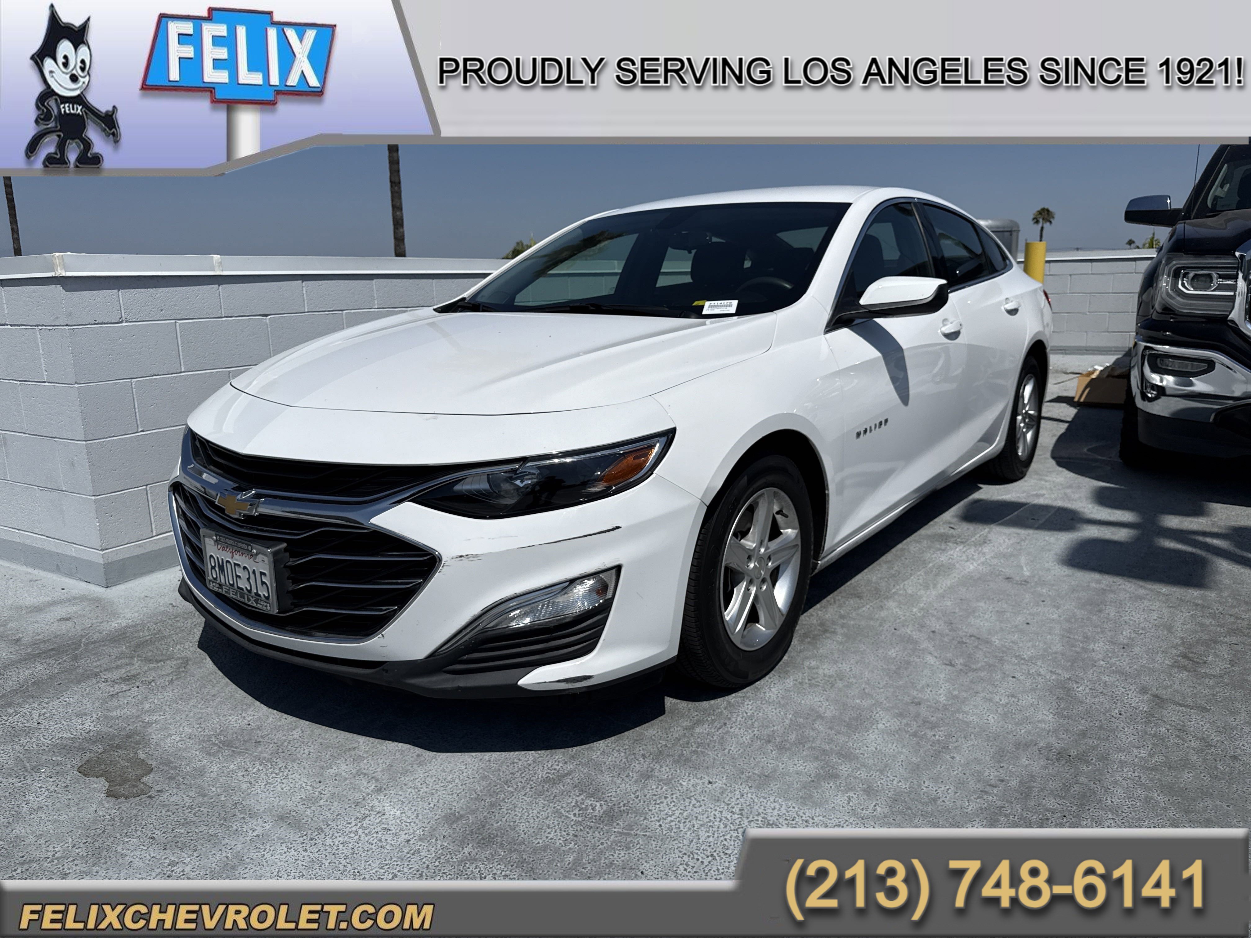 Used 2019 Summit White Chevrolet LS image 1