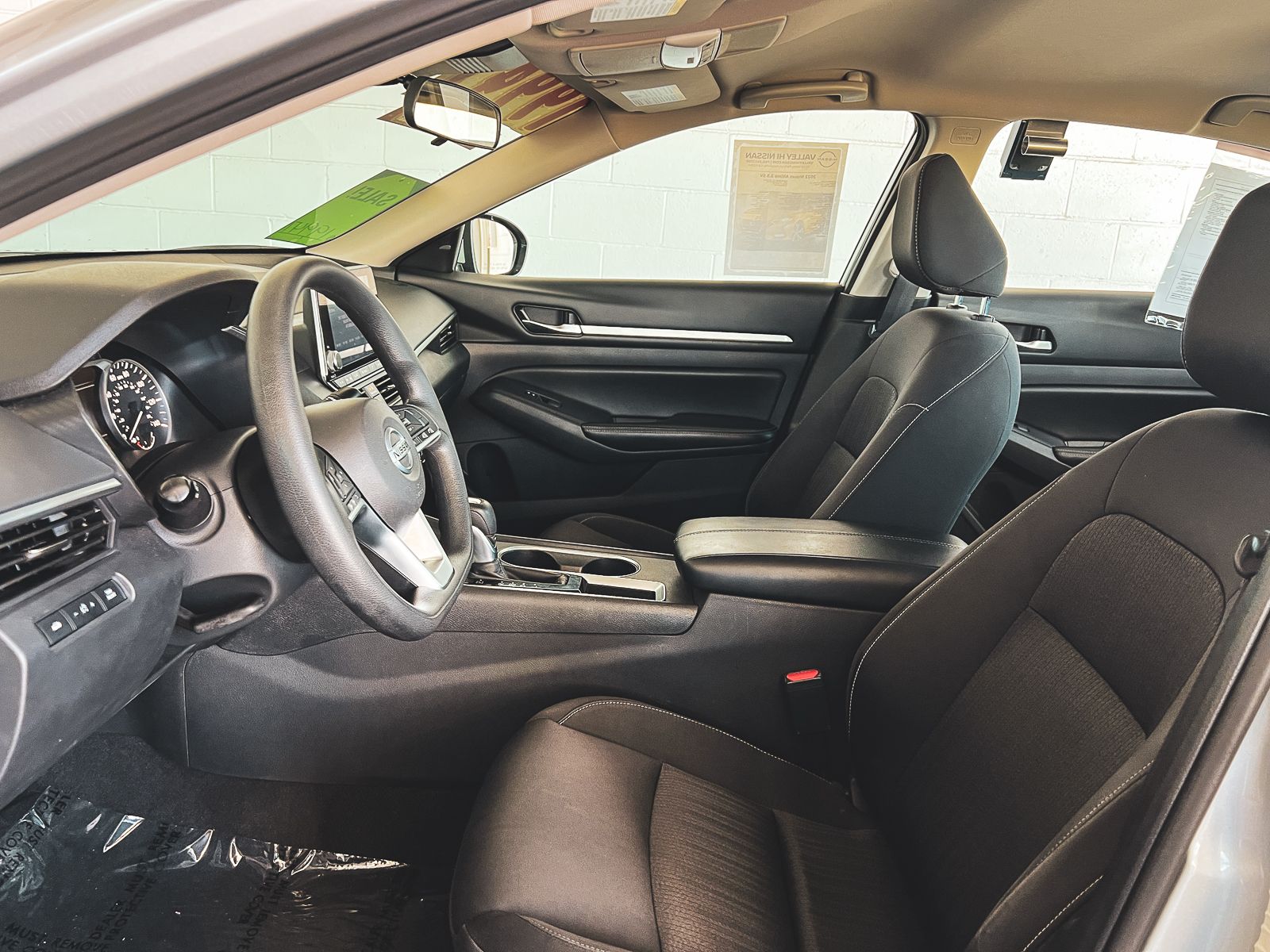 2022 Nissan Altima 2.5 SV photo 23