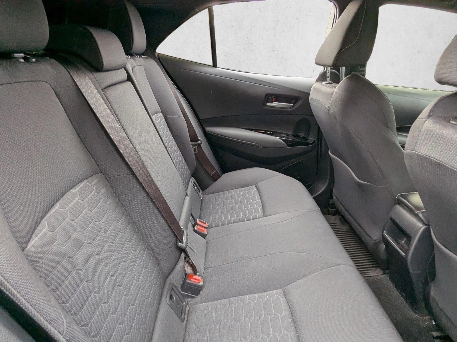 2022 Toyota Corolla SE photo 17