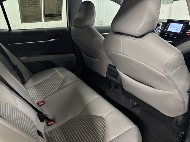 2024 Toyota Camry Hybrid SE photo 17