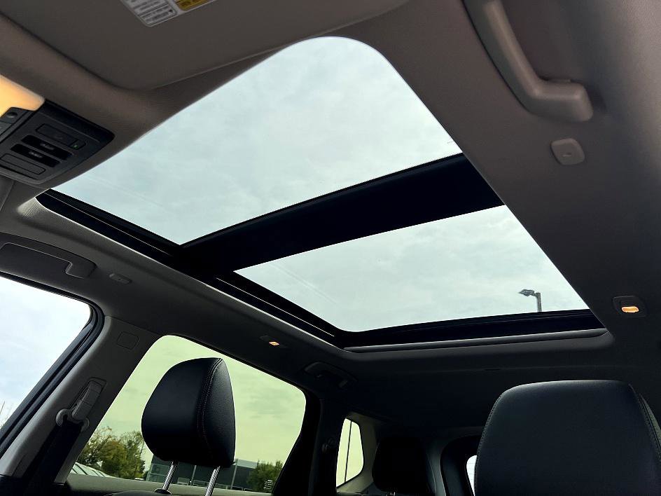 2023 Nissan Rogue SL photo 25