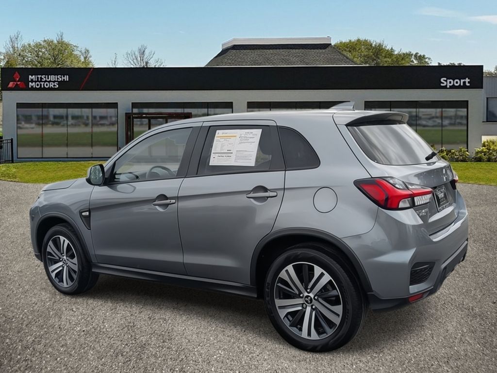 2024 Mitsubishi Outlander Sport ES photo 4