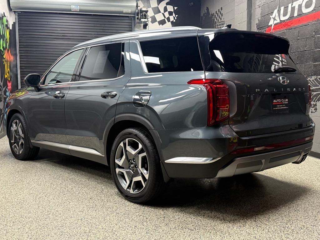 2023 Hyundai Palisade Limited photo 4