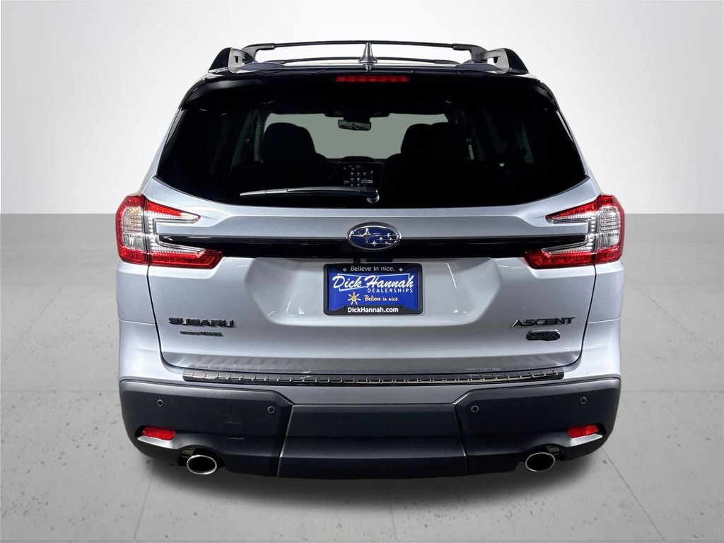 2025 Subaru Ascent Onyx Edition Touring photo 7