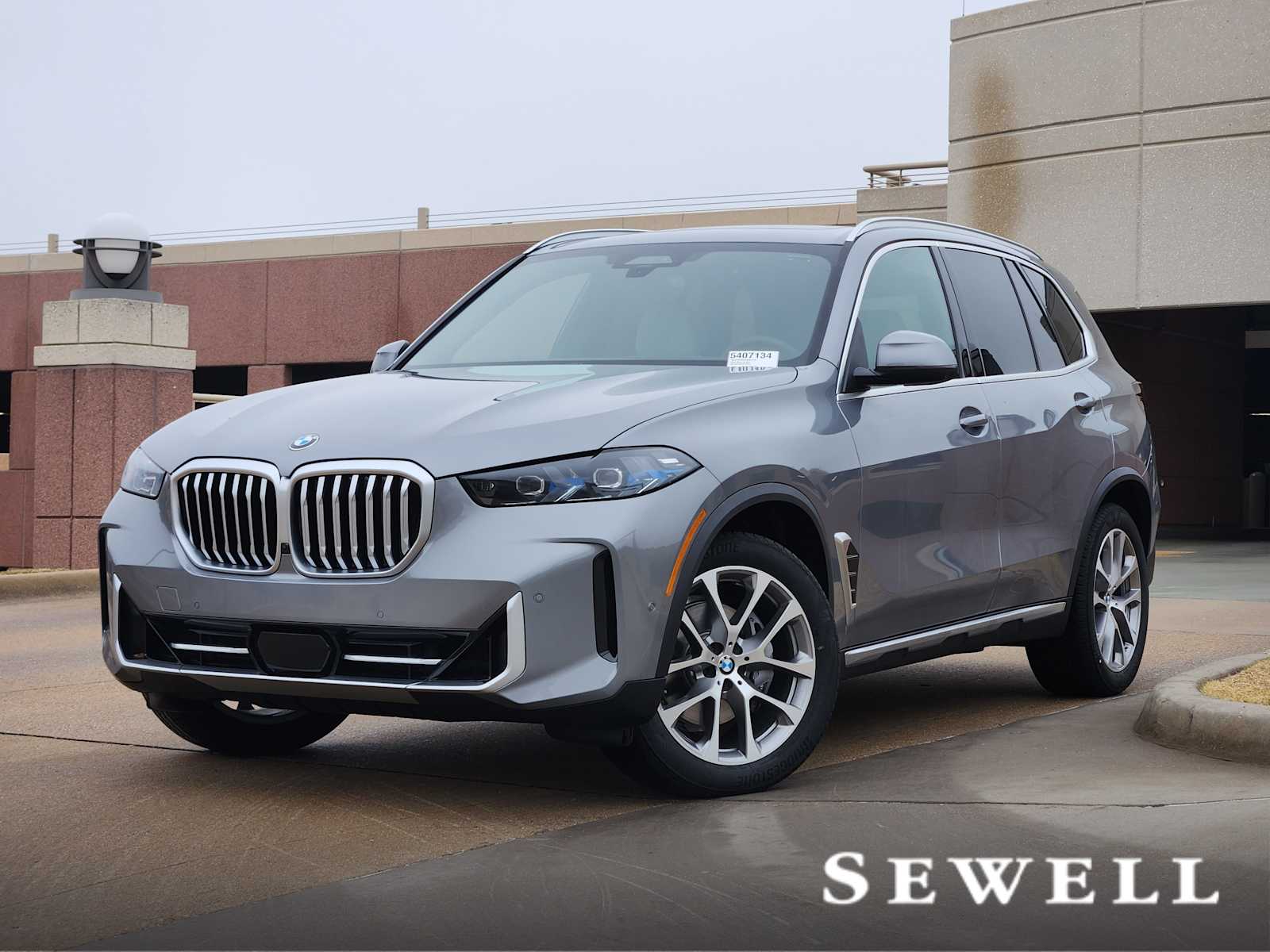 2026 BMW X5 40i's photo