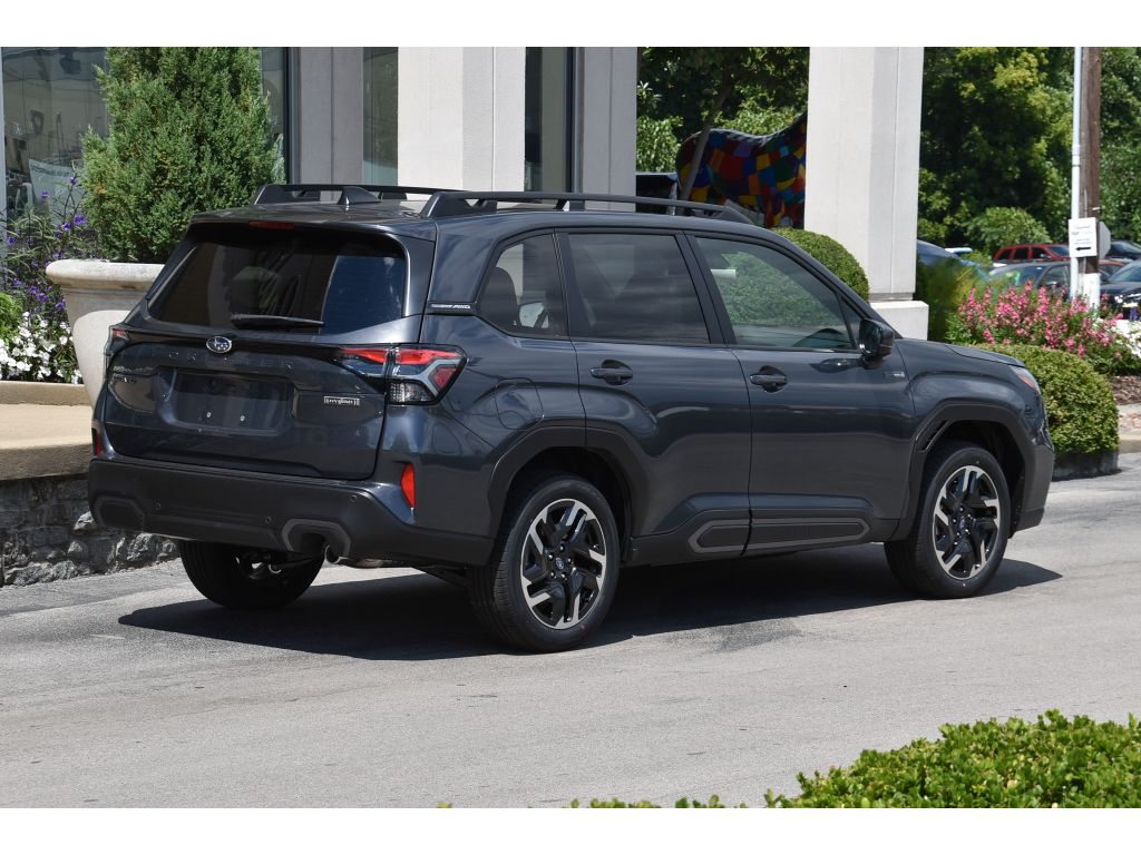 2025 Subaru Forester Limited photo 2