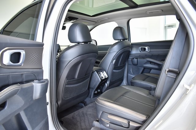 2022 Kia Sorento SX photo 9