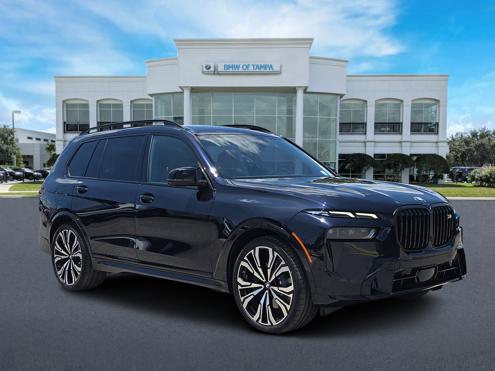 2026 BMW X7 M60i's photo