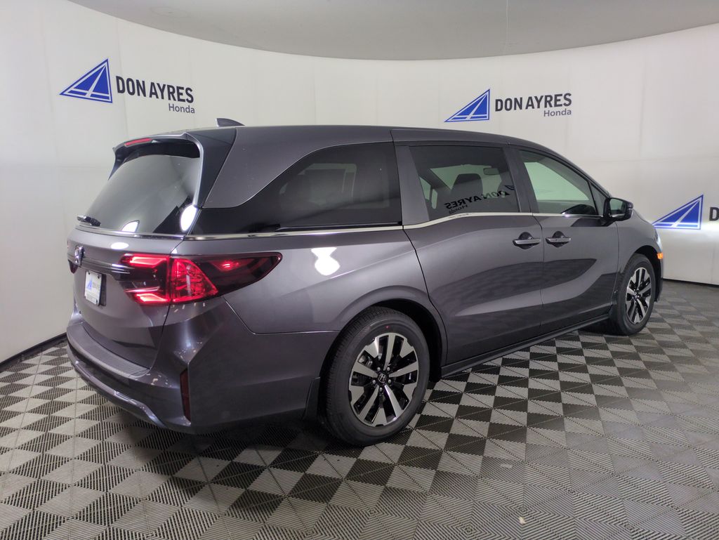 2026 Honda Odyssey EX-L photo 4
