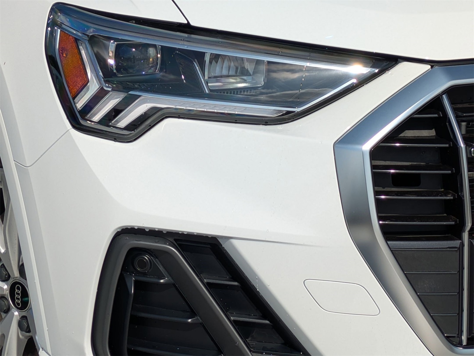 2025 Audi Q3 S line Premium photo 13