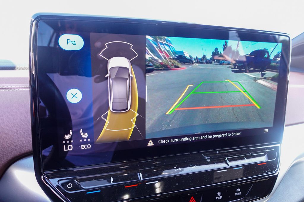 2022 Volkswagen ID.4 Pro S photo 21
