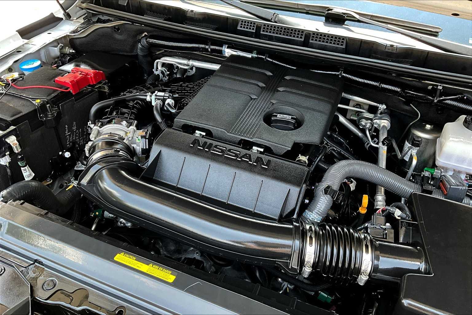 2024 Nissan Frontier SL photo 30