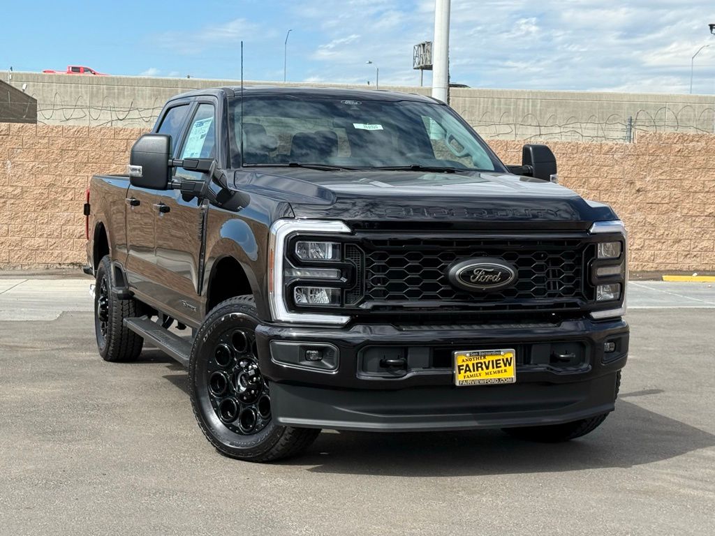 2026 Ford F-250 XLT photo 2