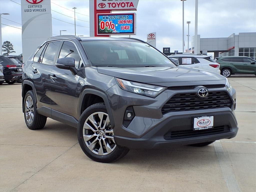 2023 Toyota RAV4 XLE Premium