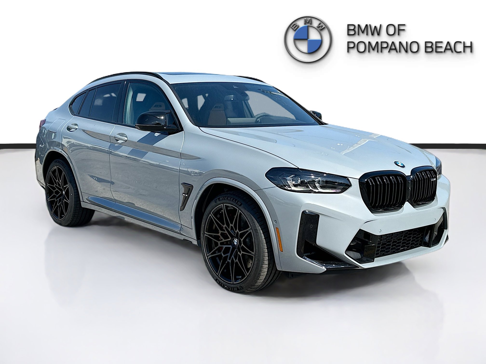 2025 BMW X4 M X4 M's photo