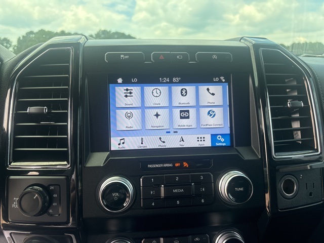 2019 Ford F-150 Lariat photo 19