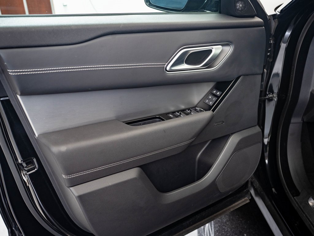 2022 Land Rover Range Rover Velar S photo 23