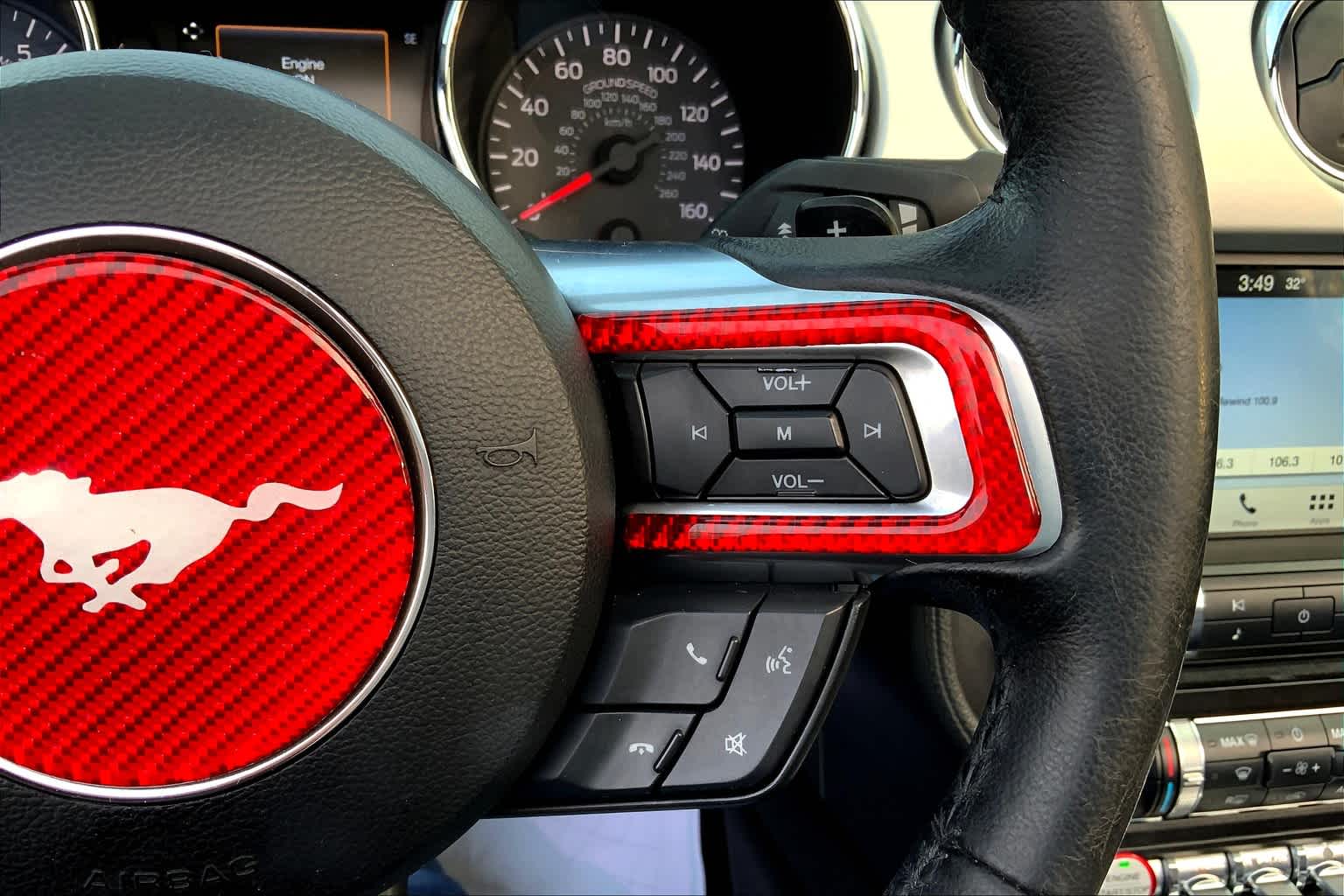 2016 Ford Mustang EcoBoost Premium photo 22