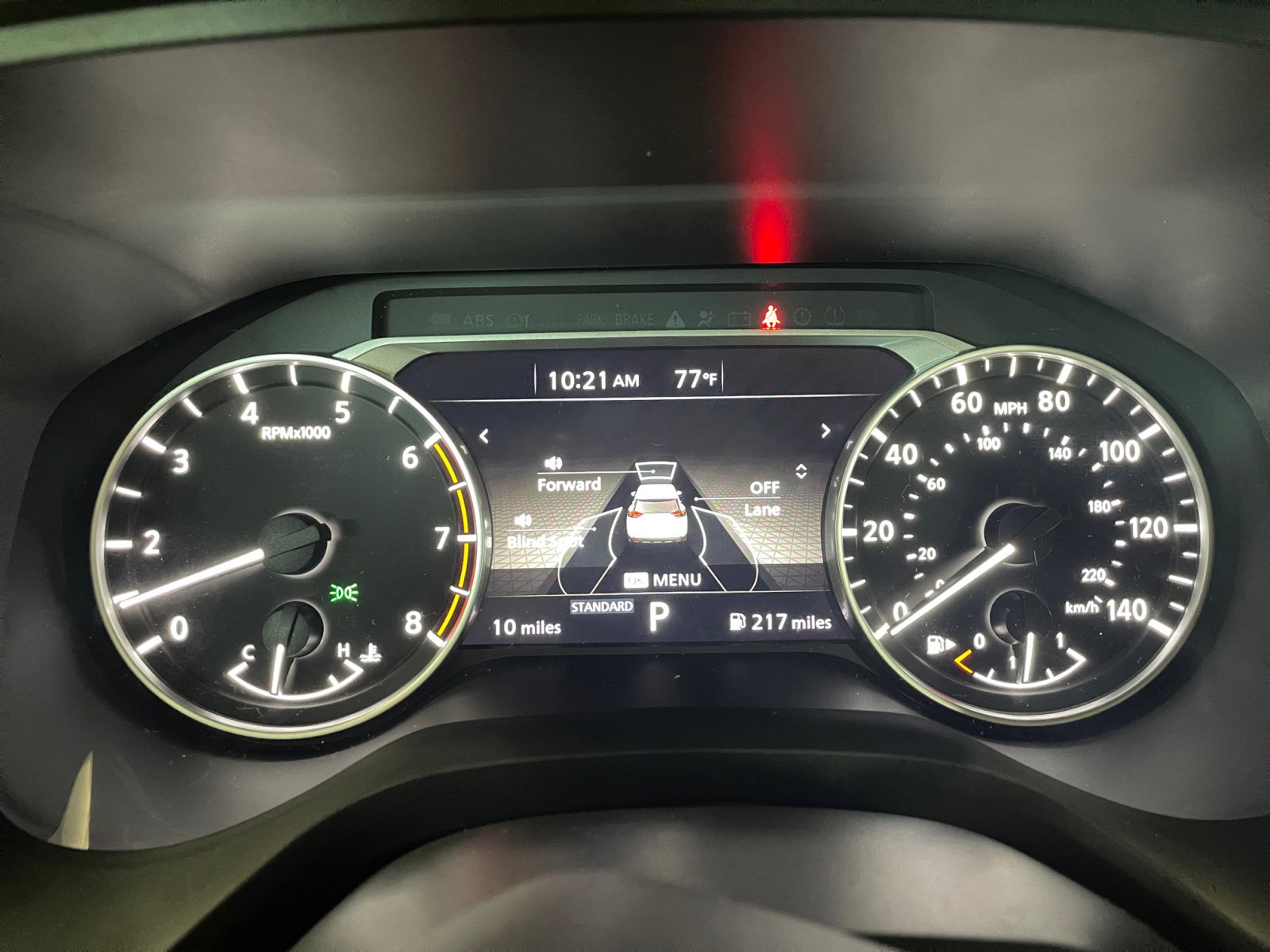 2025 Nissan Rogue SV photo 18