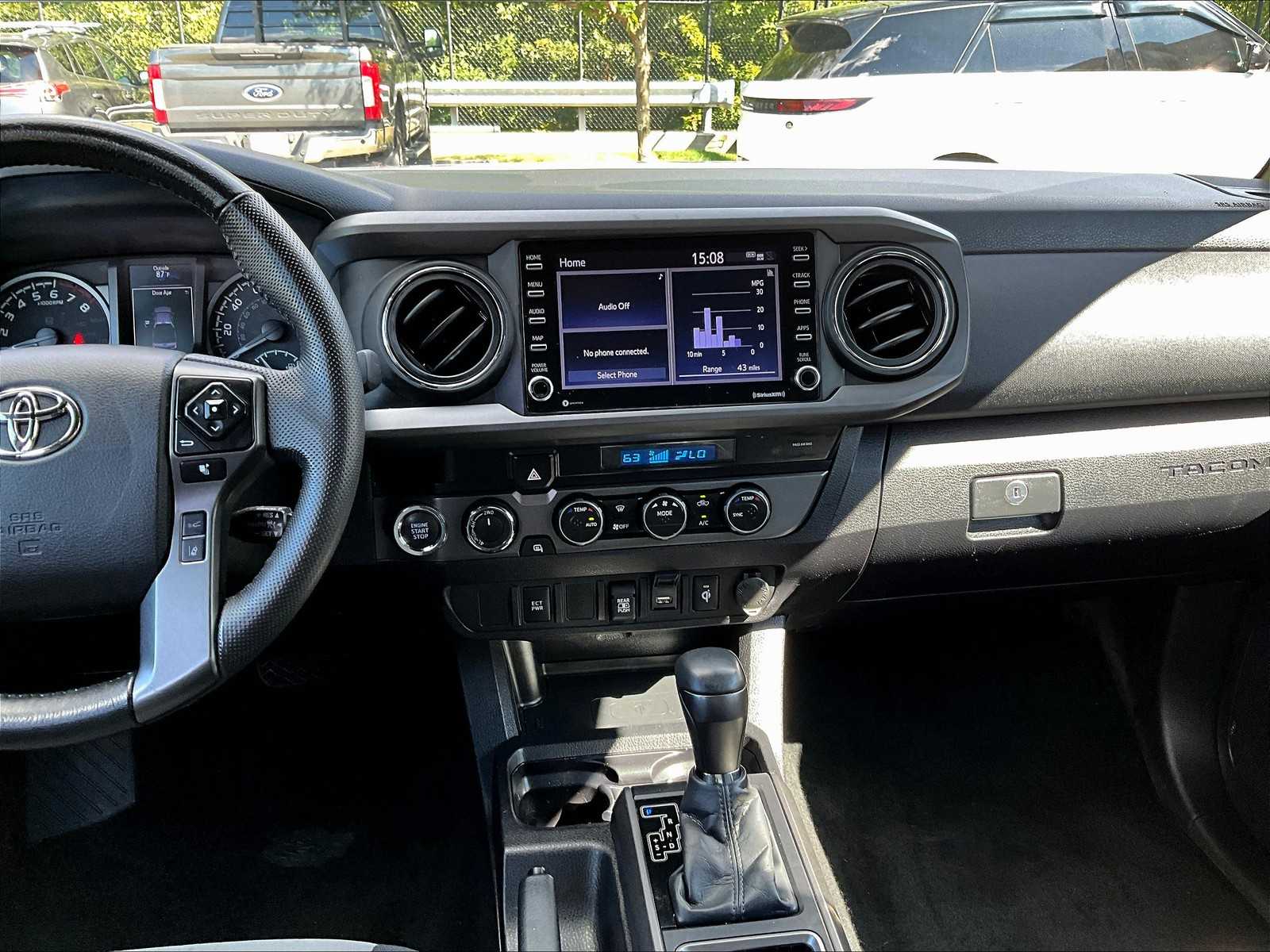 2023 Toyota Tacoma TRD photo 18