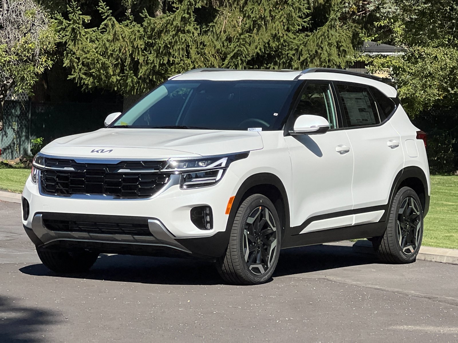 2026 Kia Seltos SX photo 8