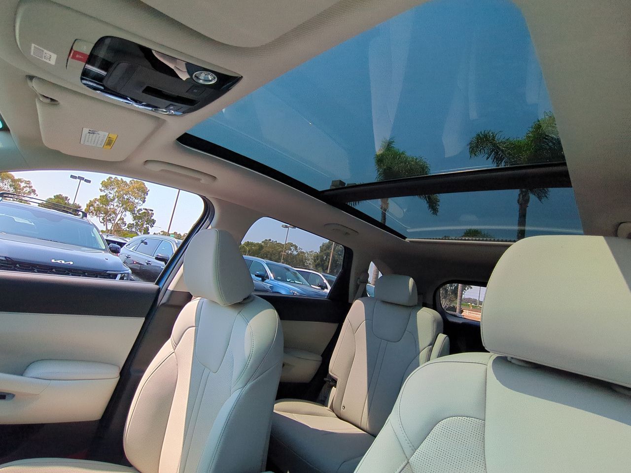 2025 Kia Sorento Hybrid EX photo 14