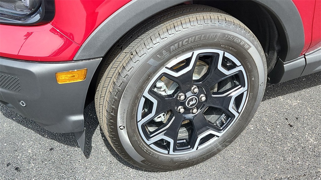 2025 Ford Bronco Sport Outer Banks photo 8