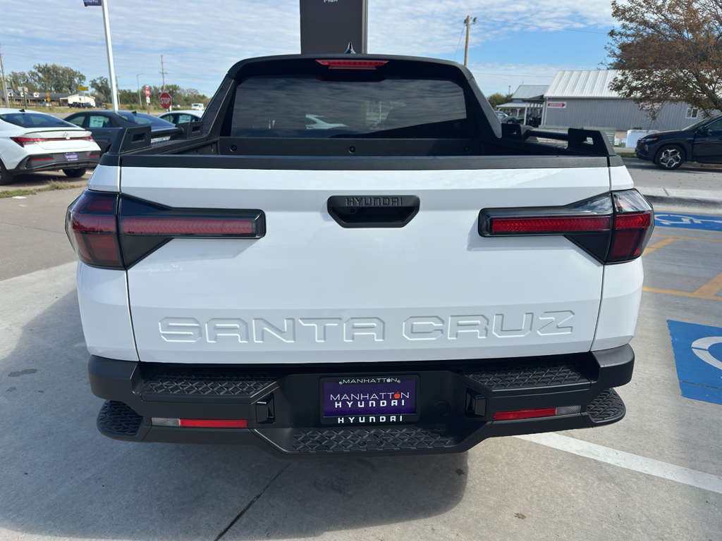 2026 Hyundai Santa Cruz SE photo 4