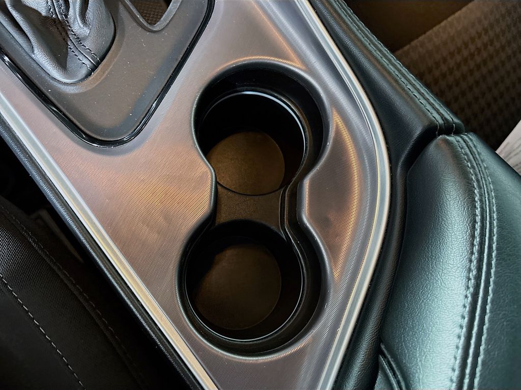 2022 Dodge Challenger GT photo 15