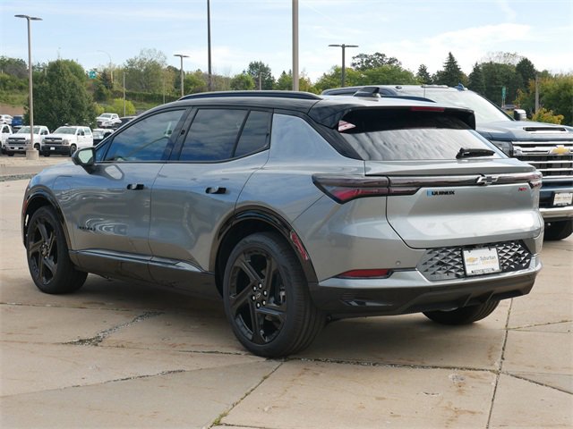 2026 Chevrolet Equinox EV 3RS photo 4