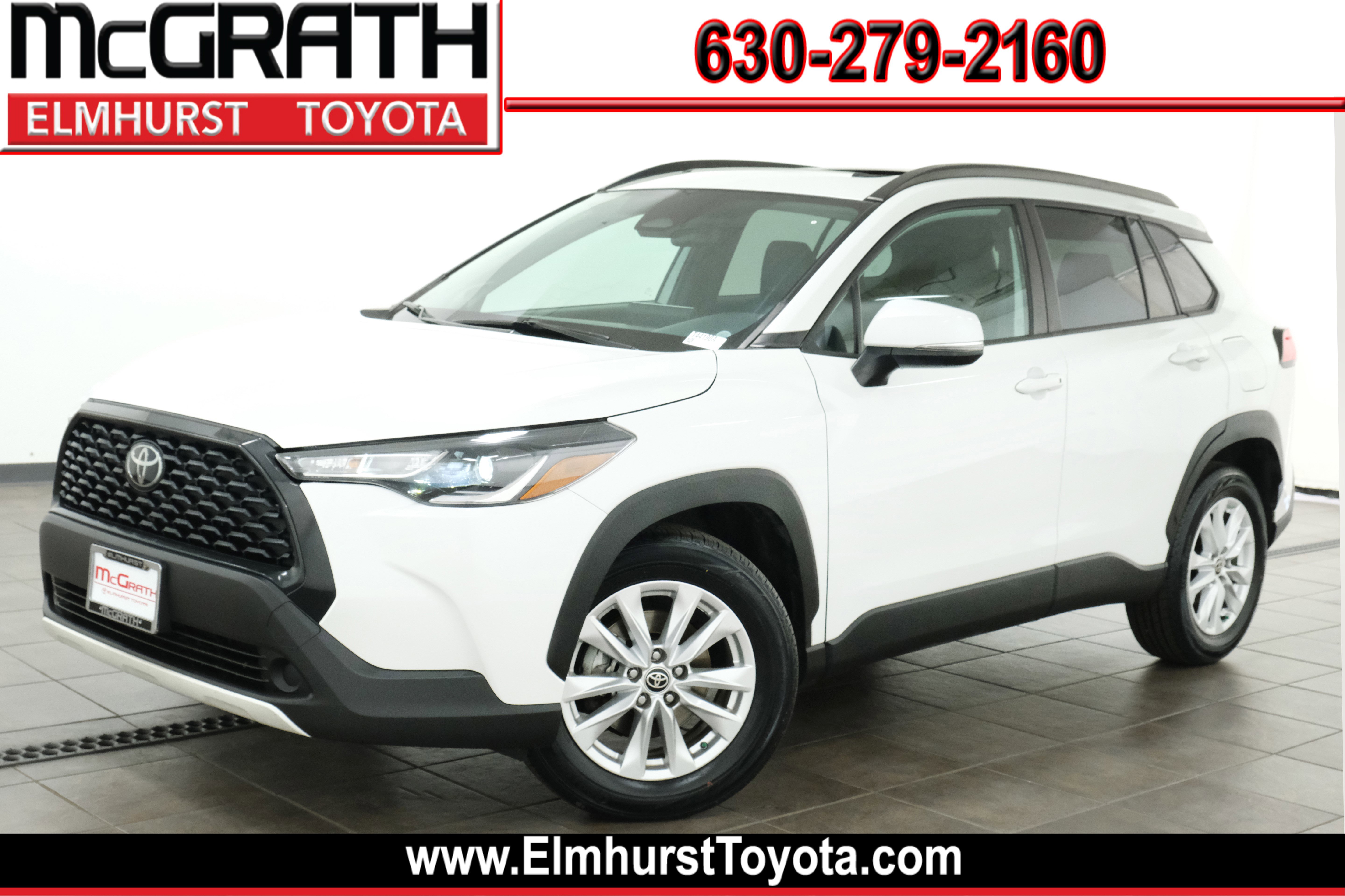 2023 Toyota Corolla Cross LE's photo