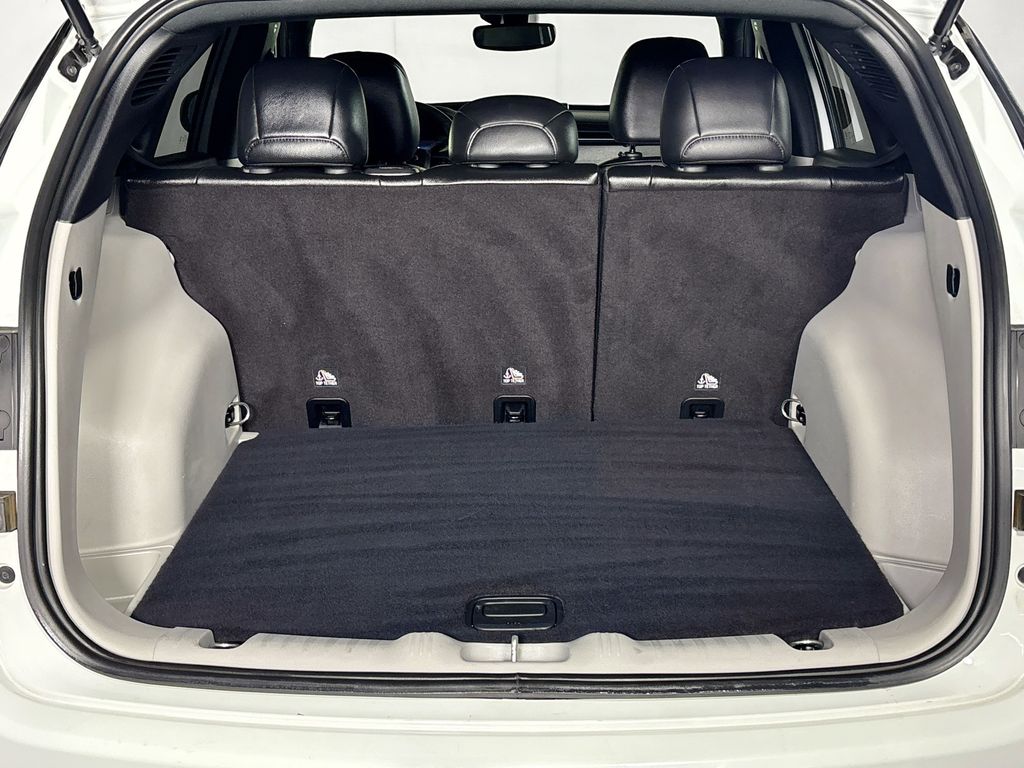 2024 Jeep Compass Latitude photo 14