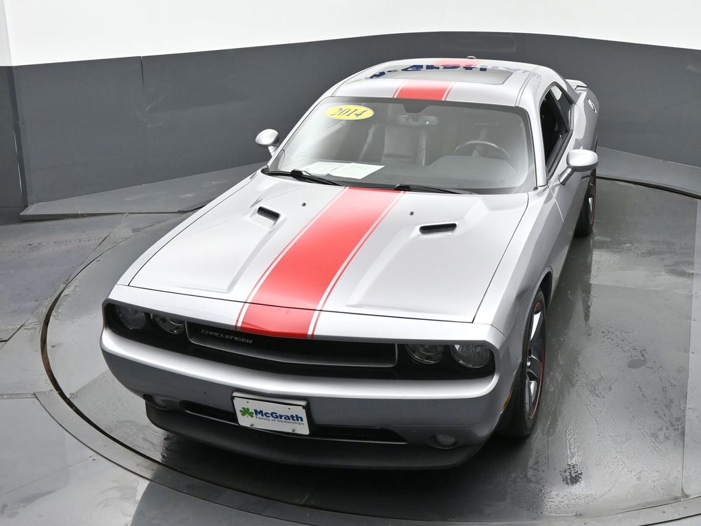2014 Dodge Challenger Rallye Redline photo 16