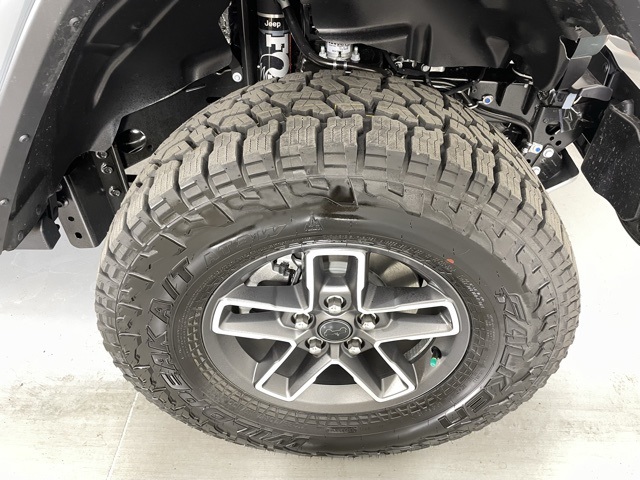 2025 Jeep Gladiator Mojave photo 11