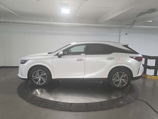 2023 Lexus RX 350 Premium photo 3