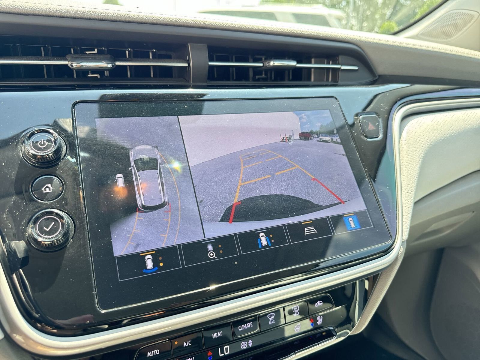 2022 Chevrolet Bolt EUV Premier photo 22