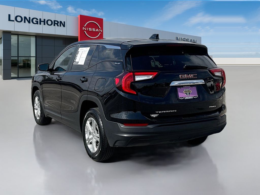 2024 Gmc Terrain SLE photo 4