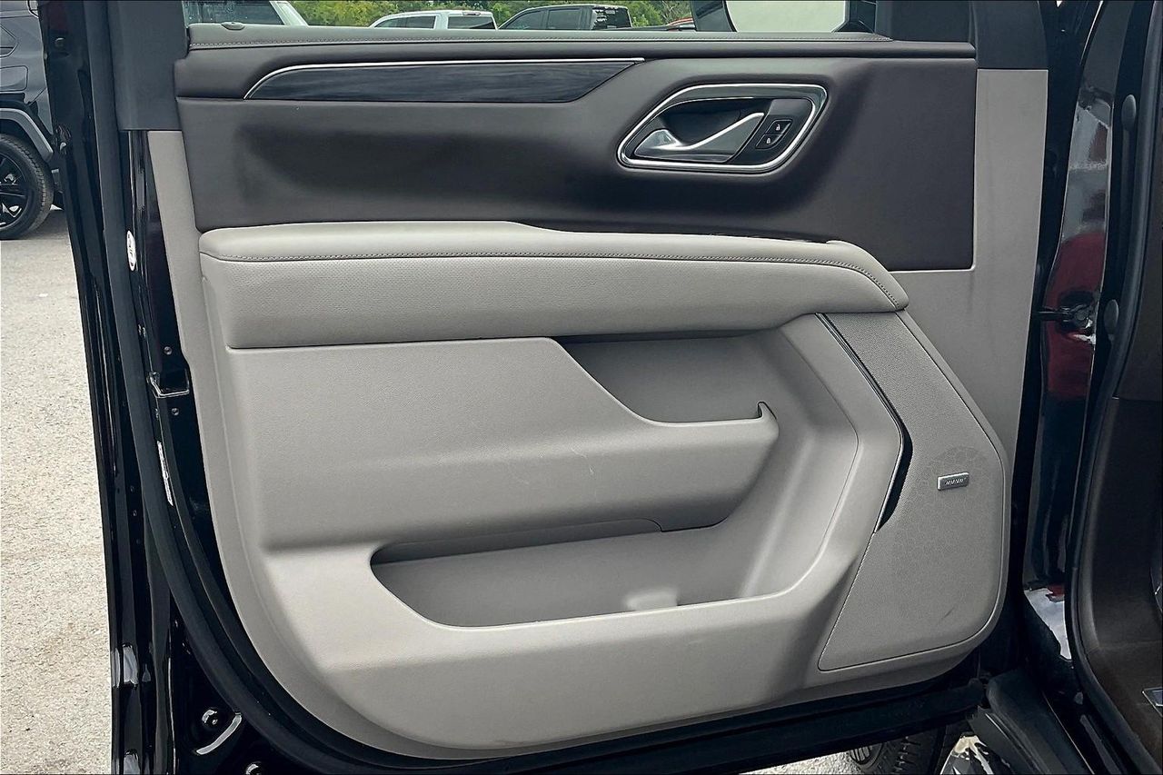 2023 Gmc Yukon XL SLT photo 17
